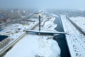 yuzeyi-buzla-kaplanan-murat-nehri-havadan-goruntulendi-UiFkbemi.jpg