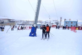 Abalı Kayak Merkezi Kayakseverleri Ağırladı abali-kayak-merkezi-kayakseverleri-agirladi-AkPAAU2l.jpg