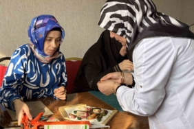 agri-halk-egitimi-merkezinde-kadinlar-icin-kagit-rolyef-kursu-lK4O8wVm.jpg