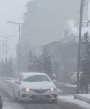 agrinin-patnos-ilcesinde-yogun-kar-yagisi-etkili-oldu-PKueJvBa.jpg