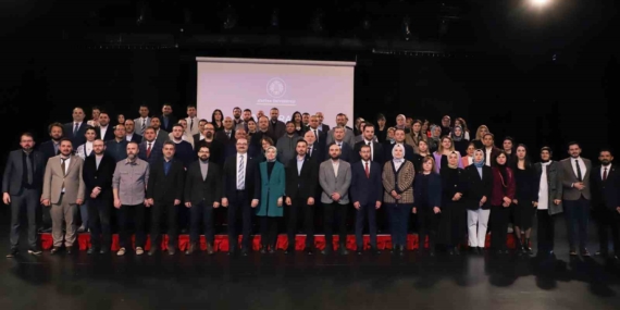 Atatürk Üniversitesi Bilimsel Teşvik Töreni Düzenlendi Atatürk Üniversitesi Bilimsel Teşvik Töreni Düzenlendi