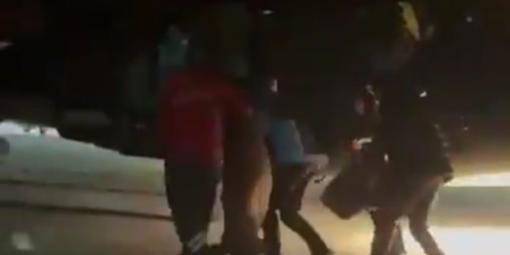 Bahçesaray'da Hamile Kadın Acil Helikopterle Hastaneye Sevk Edildi Bahçesaray’da Hamile Kadın Acil Helikopterle Hastaneye Sevk Edildi