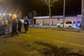 batmanda-kamyonet-ile-motosiklet-carpisti-1-yarali-LukRy2He.jpg
