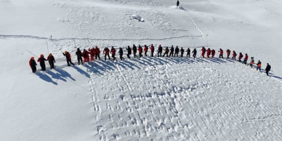 Bingöl Hesarek Kayak Merkezi'nde Olası Çığ Felaketlerine Karşı Arama Kurtarma Tatbikatı Bingöl Hesarek Kayak Merkezi’nde Olası Çığ Felaketlerine Karşı Arama Kurtarma Tatbikatı