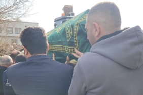 bingoldeki-otobus-kazasinda-hayatini-kaybedenler-mardinde-defnedildi-fINPn8La.jpg