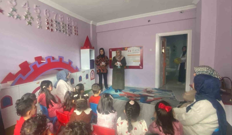 cocukluk-cagi-kanserleri-gunu-etkinlikleri-ile-farkindalik-olusturma-m3ZbvHsQ.jpg