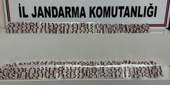 Diyarbakır'da Uyuşturucu Operasyonu: 5 Bin 570 Kapsül Ele Geçirildi Diyarbakır’da Uyuşturucu Operasyonu: 5 Bin 570 Kapsül Ele Geçirildi