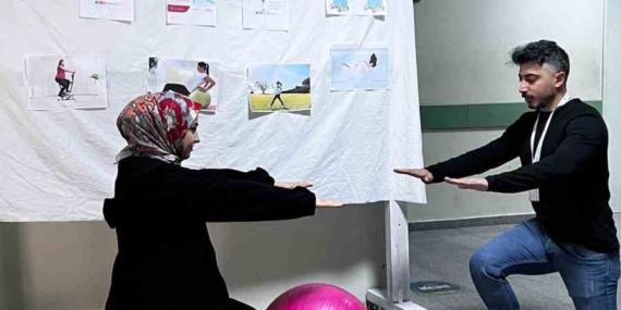 Doğubayazıt Hastanesi'nde Normal Doğum Farkındalığı Artırılıyor Doğubayazıt Hastanesi’nde Normal Doğum Farkındalığı Artırılıyor