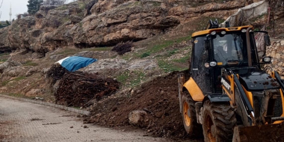 Eğil İlçesinde Canlı Hayvan Pazarı Projesi Başladı Eğil İlçesinde Canlı Hayvan Pazarı Projesi Başladı