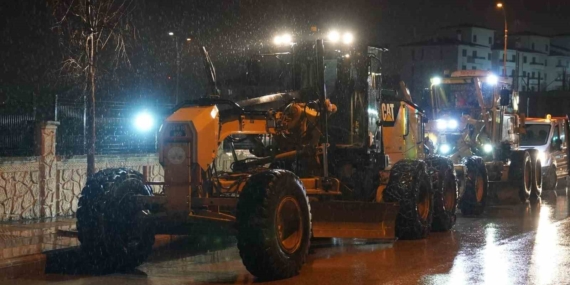 Elazığ Belediyesi karla mücadeleye hazır Elazığ Belediyesi karla mücadeleye hazır