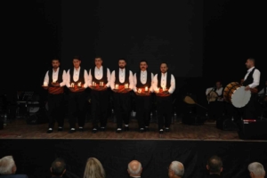 elazig-belediyesi-kursubasi-korosu-harput-musikisini-sanliurfada-yankilatti-Dae3jyiE.jpg