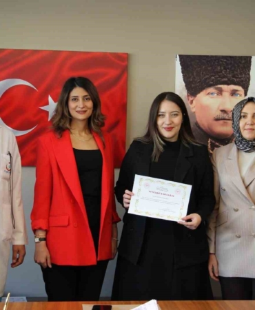 elazig-fethi-sekin-sehir-hastanesi-ilk-uzmanini-mezun-etti-f8L1WxtL.jpg