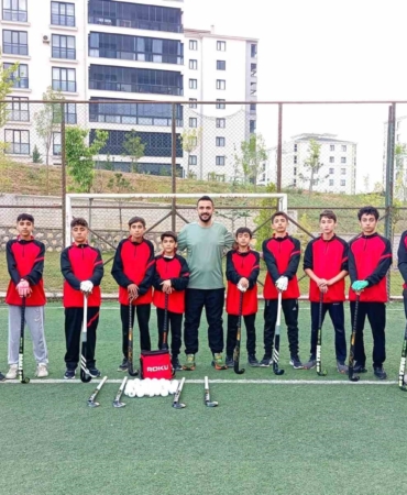 elazig-genclik-spor-kulubu-hokey-takiminda-artan-ilgi-ve-basarilar-7ySjcUgX.jpg