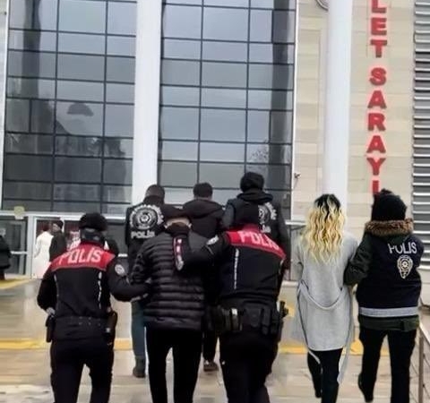 elazig-merkezli-dolandiricilik-operasyonu-3-gozalti-VA2BfNrO.jpg