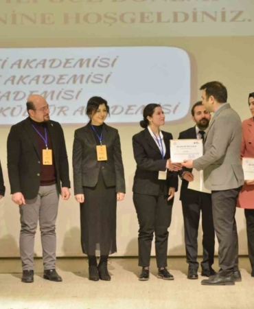 elazig-ogretmen-akademileri-projesi-ilk-donem-egitimleri-tamamlandi-HnzbBdMK.jpg