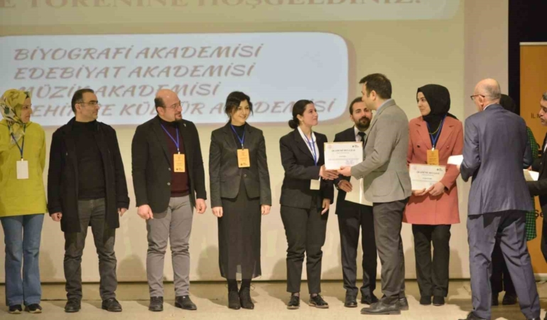 elazig-ogretmen-akademileri-projesi-ilk-donem-egitimleri-tamamlandi-HnzbBdMK.jpg