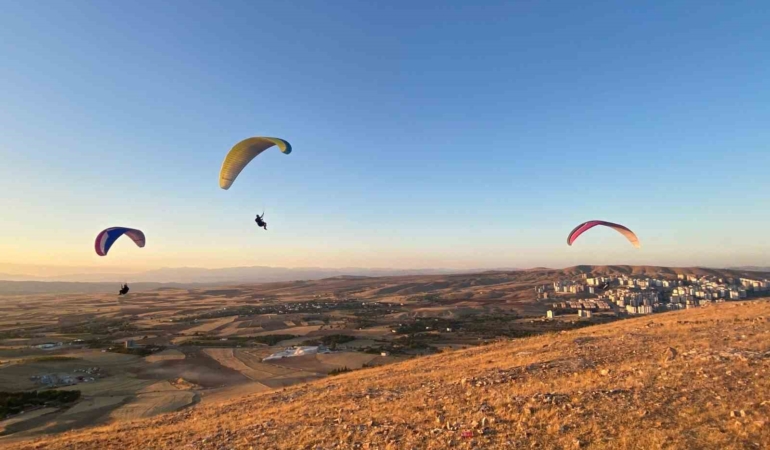 elazig-sportif-havacilik-kulubunun-basarilari-ve-gelecek-hedefleri-IF1Evfnd.jpg