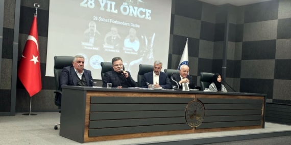Elazığ'da 28 Şubat Postmodern Darbesi Paneli Düzenlendi Elazığ’da 28 Şubat Postmodern Darbesi Paneli Düzenlendi