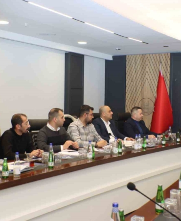 elazigda-altyapi-calismalari-icin-koordinasyon-toplantisi-duzenlendi-YSsB6UvP.jpg