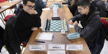 elazigda-gencler-arasi-satranc-turnuvasi-heyecani-FHBHgV3W.jpg