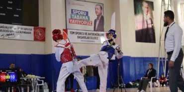 elazigda-gencler-taekwondo-musabakalari-yapildi-Gy4y6V1d.jpg