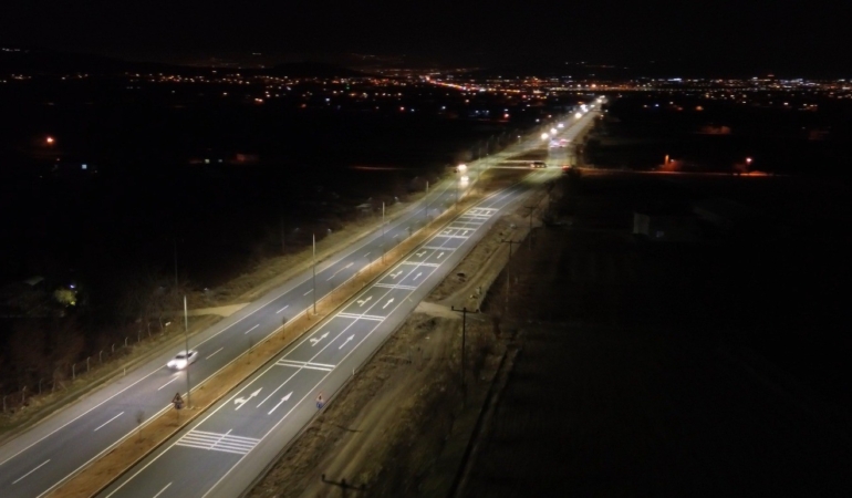 elazigda-isiklandirilan-sehirlerarasi-yollar-daha-guvenli-hale-getirildi-ELeTJfmz.jpg