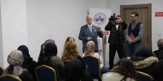 Elazığ’da kadınlara yönelik eğitimler sürüyor Elazığ’da kadınlara yönelik eğitimler sürüyor