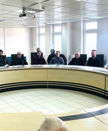 elazigda-kaliteli-hizmet-sunmaya-yonelik-degerlendirme-toplantisi-mFZjyBf7.jpg