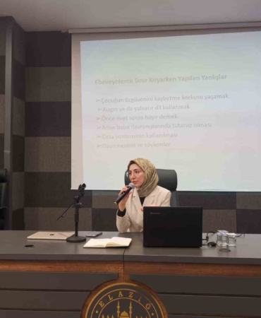elazigda-kuran-kurslari-ogreticilerine-duygu-yonetimi-konferansi-XGlJnduL.jpg