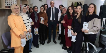 elazigda-kursiyer-kadinlara-hediye-verildi-KsxLGwp5.jpg