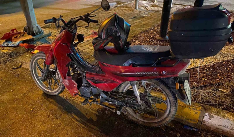 elazigda-motosiklet-kazasi-11-yasindaki-cocuga-carpan-surucu-de-yaralandi-LsWCQPD5.jpg