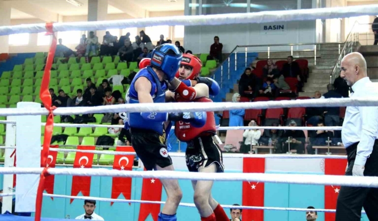 elazigda-muay-thai-sampiyonasi-sona-erdi-XMEjsj48.jpg
