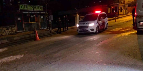 Elazığ'da Silahlı Kavga: 2 Yaralı Elazığ’da Silahlı Kavga: 2 Yaralı