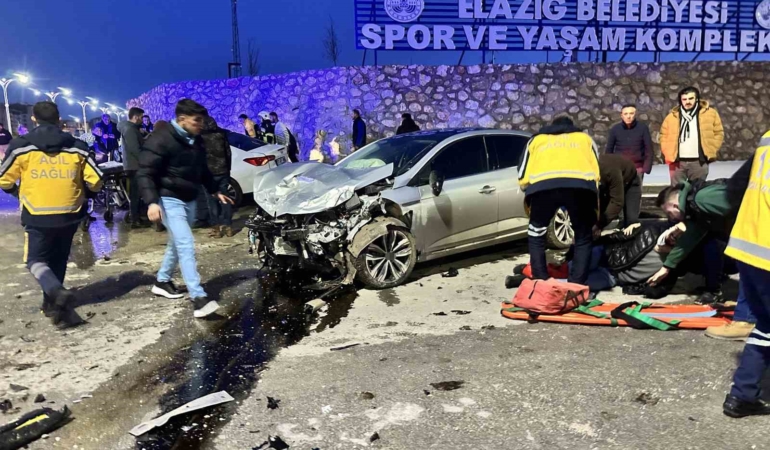 elazigda-trafik-kazasi-2si-agir-3-yarali-7t5z1MsR.jpg
