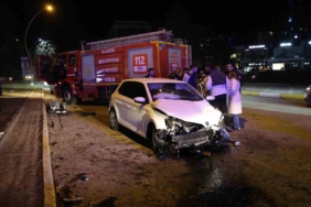 elazigda-trafik-kazasi-5-yarali-ACCzw4nb.jpg