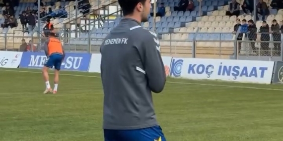 Elazığspor Taraftarından Şehit Fethi Sekin’in Oğluna Duygulandıran Jest (VİDEO) Elazığspor Taraftarından Şehit Fethi Sekin’in Oğluna Duygulandıran Jest (VİDEO)