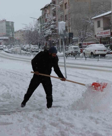 erzurumda-yogun-kar-yagisi-ve-etkileri-c9jW5T3n.jpg