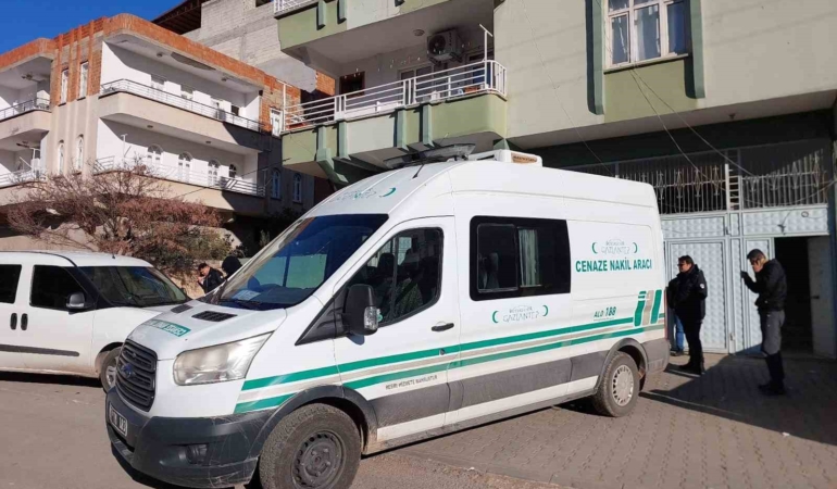 gaziantepte-eski-esi-tarafindan-bicaklanan-kadin-hayatini-kaybetti-X9NmzFdj.jpg