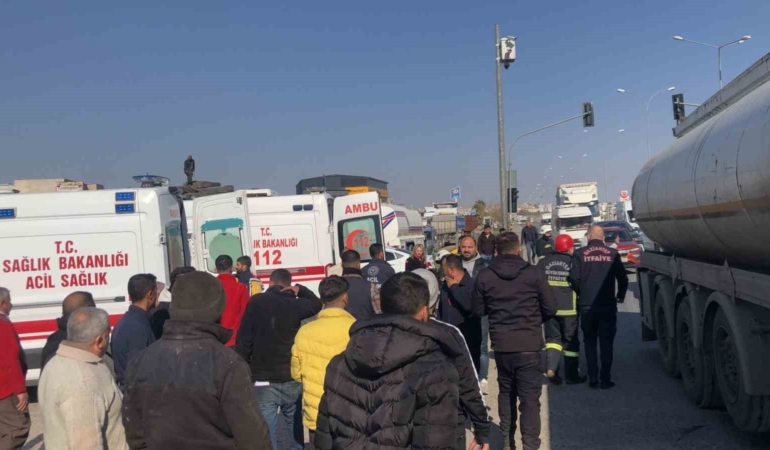 gaziantepte-trafik-kazasi-5-yarali-1CQqY2zk.jpg