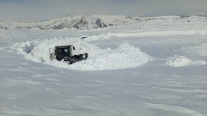 hakkaride-karla-mucadele-devam-ediyor-sngApzmj.jpg