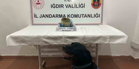 Iğdır'da Kaçakçılık Operasyonu: 1 Kilogram Kubar Esrar Ele Geçirildi Iğdır’da Kaçakçılık Operasyonu: 1 Kilogram Kubar Esrar Ele Geçirildi