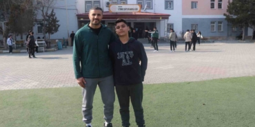 igdirda-ogretmenin-hayat-kurtaran-mudahalesi-7nqpmfAU.jpg