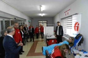 malatya-defterdarliginda-kan-bagisi-kampanyasi-CO4Z4AT7.jpg