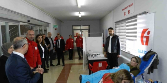 Malatya Defterdarlığında Kan Bağışı Kampanyası Malatya Defterdarlığında Kan Bağışı Kampanyası