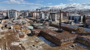 malatyada-deprem-sonrasi-insaat-calismalari-basladi-2jnaczlW.jpg