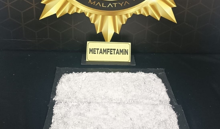 malatyada-uyusturucu-operasyonu-8-zanli-gozaltina-alindi-DKHpsU5p.jpg