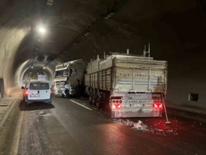 malatyanin-dogansehir-ilcesinde-trafik-kazasi-bir-yarali-I7kL1GJq.jpg