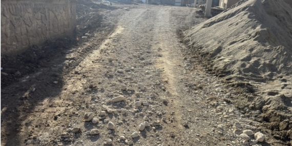 Mardin Mazıdağı'nda Yol Sorunları ve Çözüm Arayışları Mardin Mazıdağı’nda Yol Sorunları ve Çözüm Arayışları