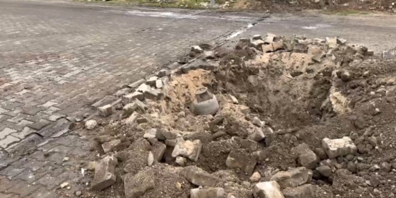 Mardin'de Kazı Çalışmalarında Bomba Düzeneği Bulundu Mardin’de Kazı Çalışmalarında Bomba Düzeneği Bulundu