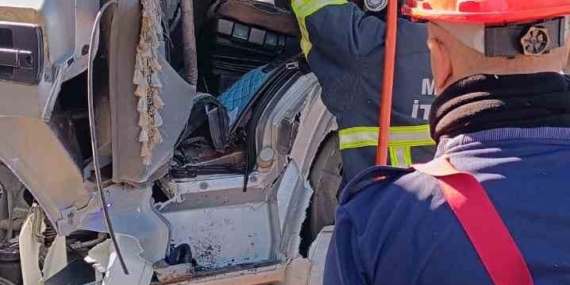 Mardin'de Tanker ile Tır Çarpıştı: Bir Yaralı Mardin’de Tanker ile Tır Çarpıştı: Bir Yaralı